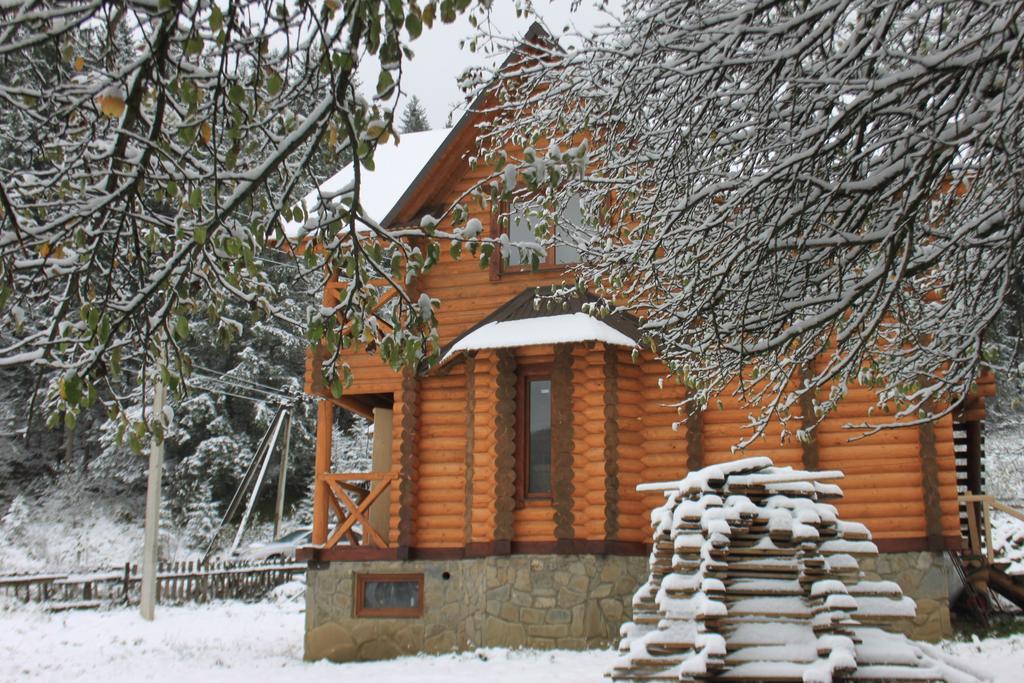 Sadyba Kazkove Dzherelo Verkhovijna Rom bilde